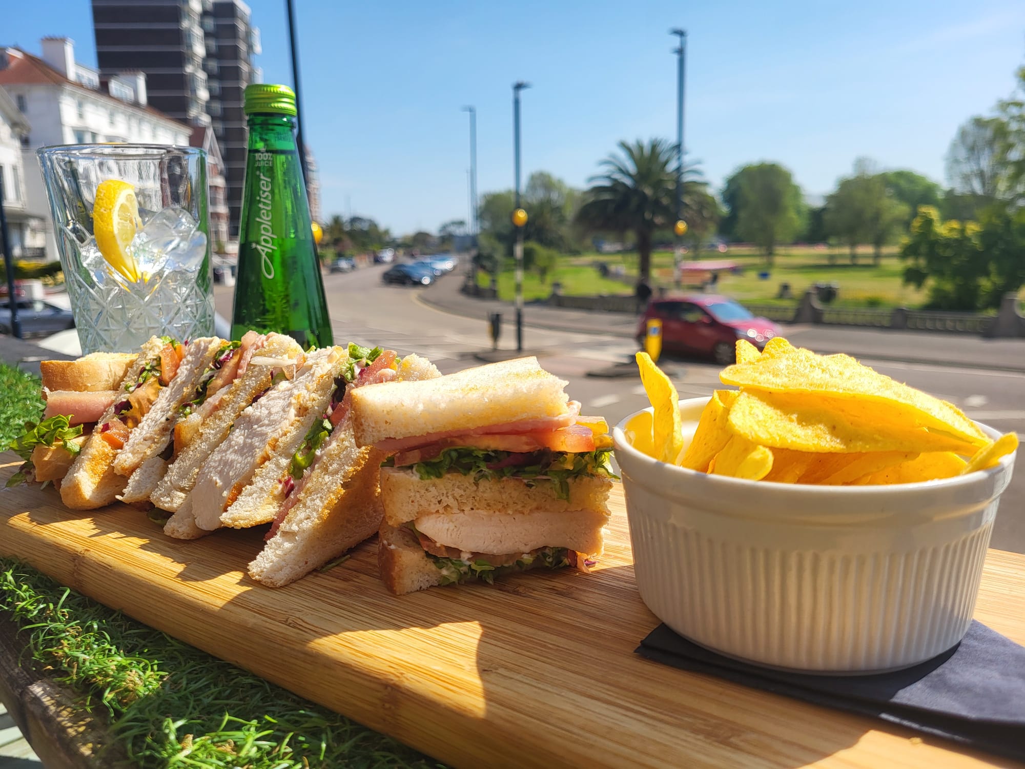 summer menu, pub classics, food deals, southsea